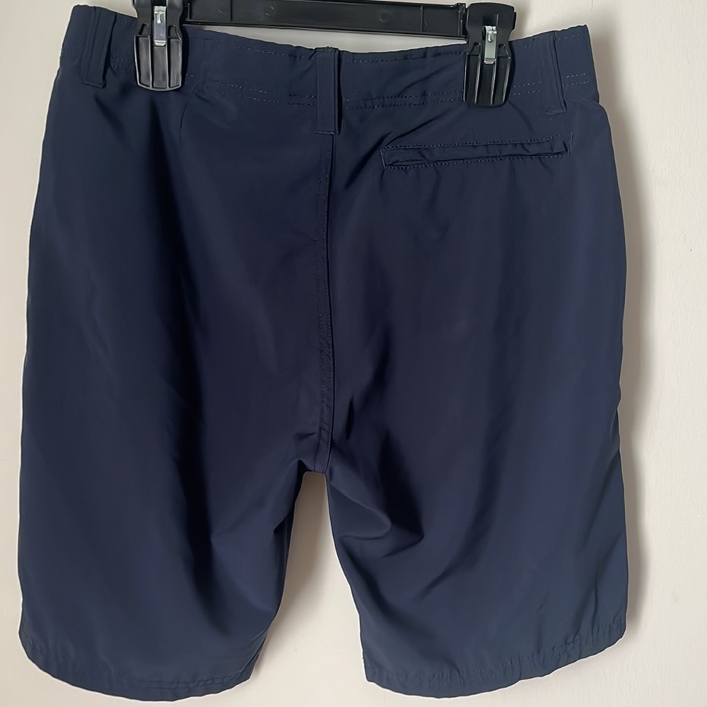 Denali 32 shorts - Picture 2 of 4